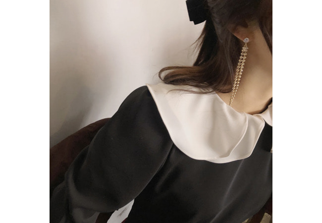 (U) romantic collar dress