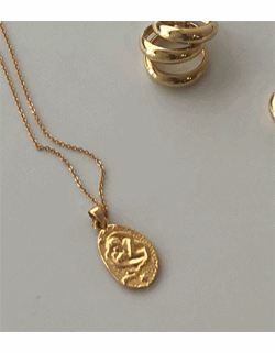 Lyon gold necklace ( 포인트 목걸이 )