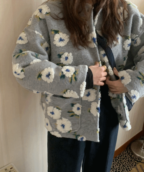 camellia warm cardigan ( only byme )